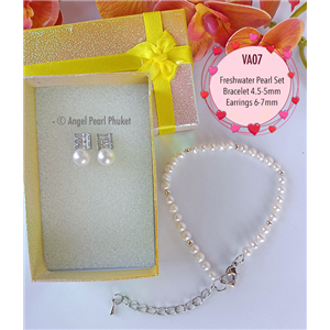 [VA07] Genuine Freshwater Pearl Bracelet and Earrings Set