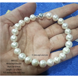 [BW123] สร้อยข้อมือไข่มุกแท้สีขาว น้ำงามสวย ขนาด 8-9mm