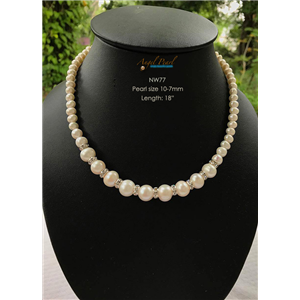 [NW82] White Freshwater Pearl Necklace